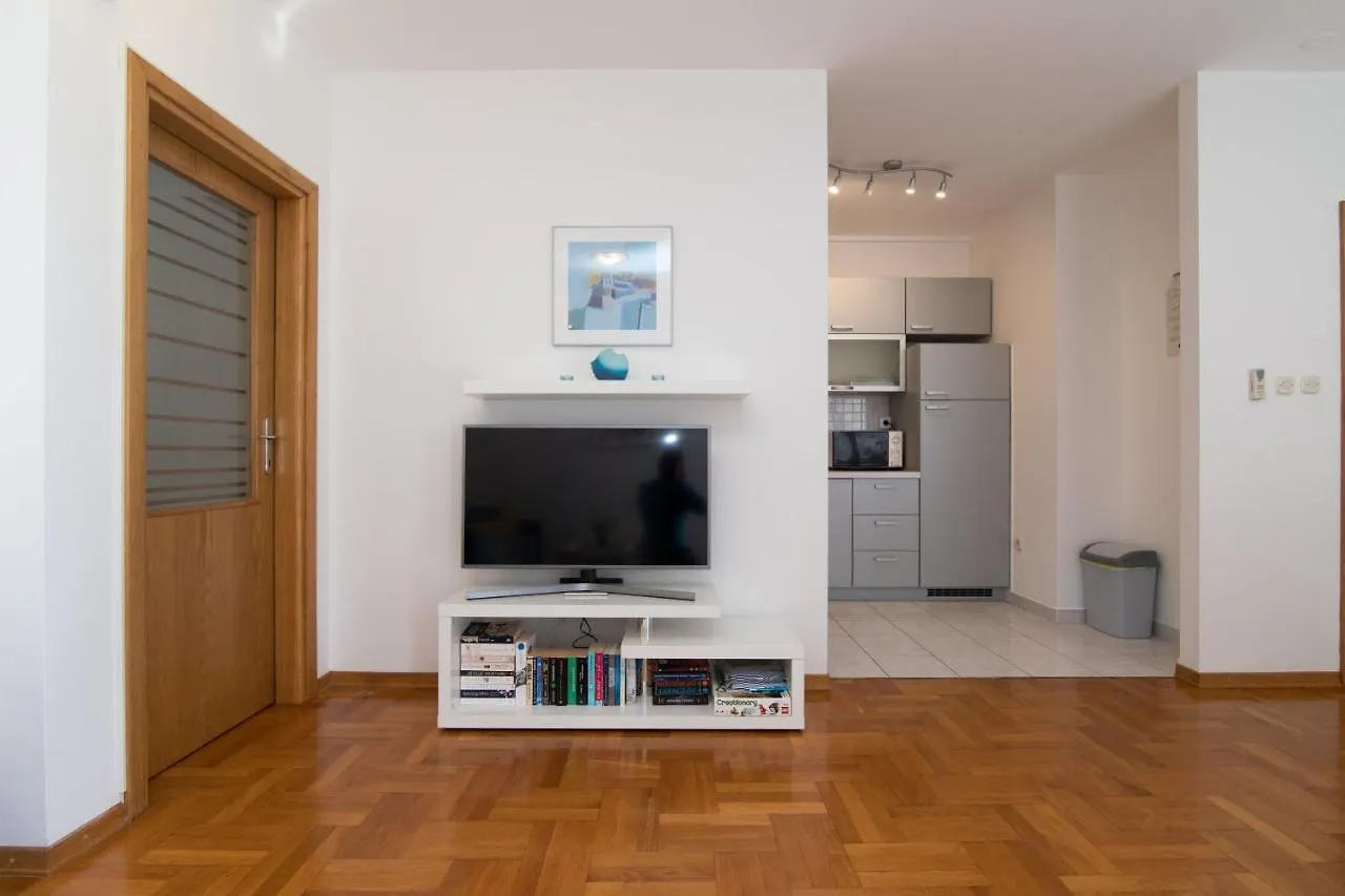 Apartment Mirela Split